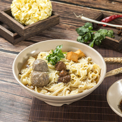 麻辣燙專(zhuān)用刀削面